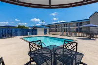 Days Inn by Wyndham Temple