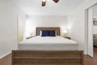 Sea Club II by Beachside Management - 발코니