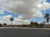 Days Inn by Wyndham Victorville - Hesperia I-15 Palmdale Road - parkir