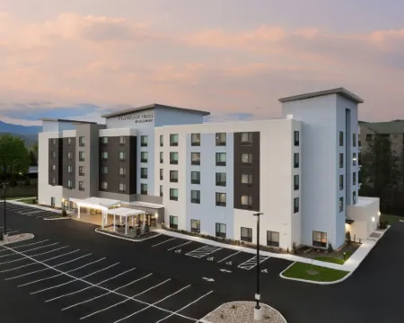 ทาวน์เพลส สวีทส์ บาย แมริออท พีเจียนฟอร์จ โรงแรมในพีเจียนฟอร์จ