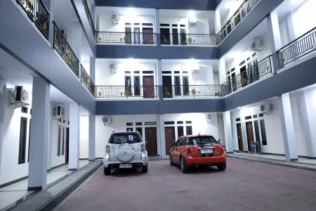 Homestay Aisyah Отели рядом с достопримечательностью «Wakanda House»