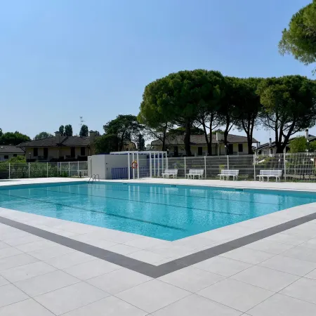 Spacious House with Garden and Pool