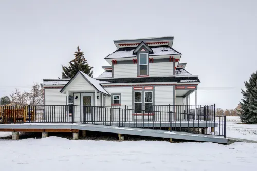 Charming Stevensville Home w/ Open Yard! - parking