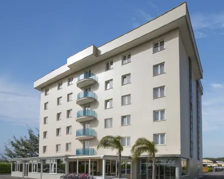 Simon Hotel Hotéis em Pomezia