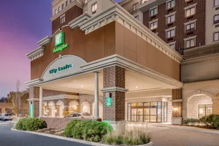 Holiday Inn Lafayette-City Centre