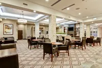 Holiday Inn Express & Suites Oshawa Downtown - Toronto Area Hotels in Oshawa