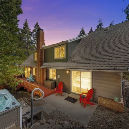 Mountain Cabin Retreat Fenced Yard Game Room Easy Parking