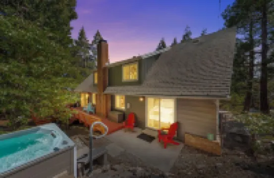 Mountain Cabin Retreat Fenced Yard Game Room Easy Parking