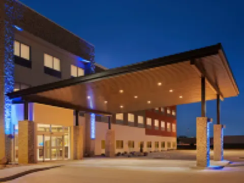 Holiday Inn Express & Suites BEAVER DAM by IHG Hotels in Dodge County