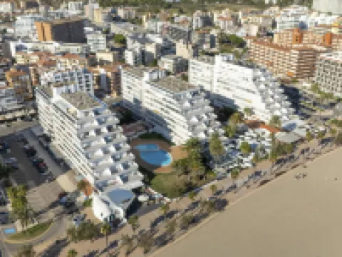 Roses Holiday Center