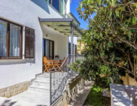 Apartment in Pula Near the Sea and Town Center