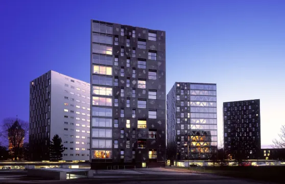 佈雷達諾富特酒店