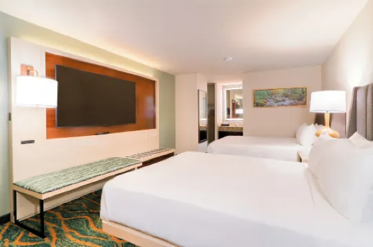 Quality Inn Near the Island Pigeon Forge