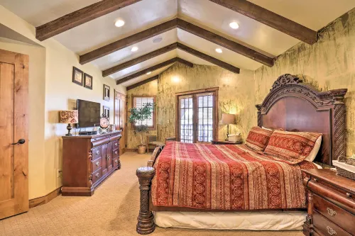Charming Cedar City Retreat - Walk to Suu Campus! - balcony