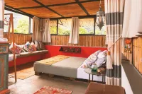 Casa Amberes Hotels in Honda