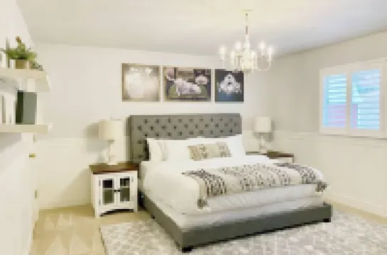 Relax Near Yosemite. Cozy House with King Bed/Fast Wifi/Hot Tub. Near Town.