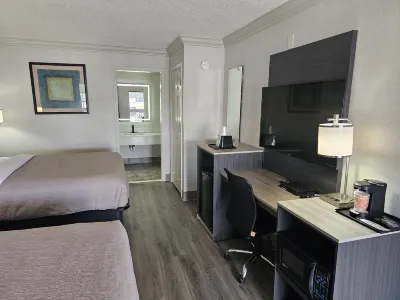 Quality Inn & Suites Hotels near Personal Guitar Training