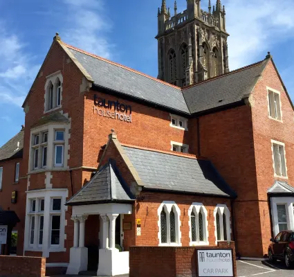 Taunton Town House Hotels in Taunton