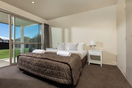Alpine Resort Wanaka THC Hotels and Resorts