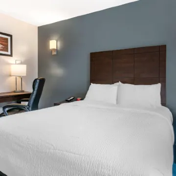 Econo Lodge Hotels near Beaudry Metro Station