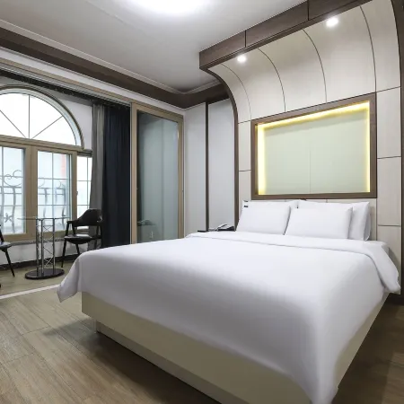 Daecheon Benikea Hotel Отели рядом с достопримечательностью «Пляж Тэчхон»