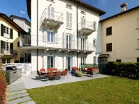 Lakeside luxury apartment in Lake Como Hotels in Tremezzina