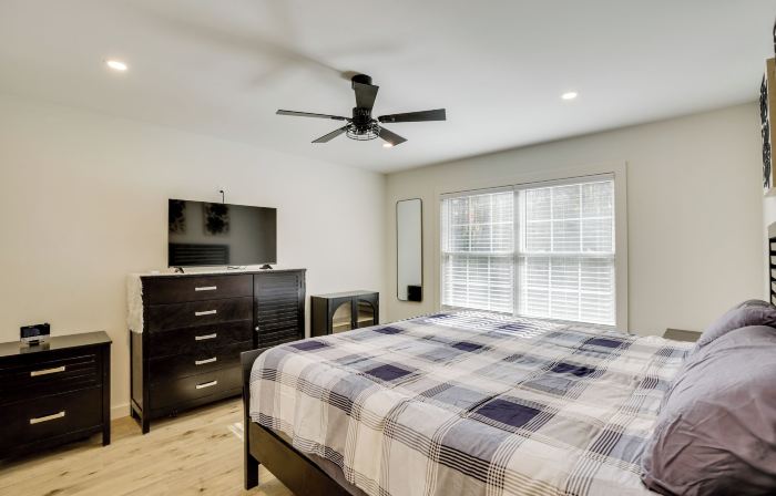 Wooded Retreat w/ Pet-friendly Yard in Standish