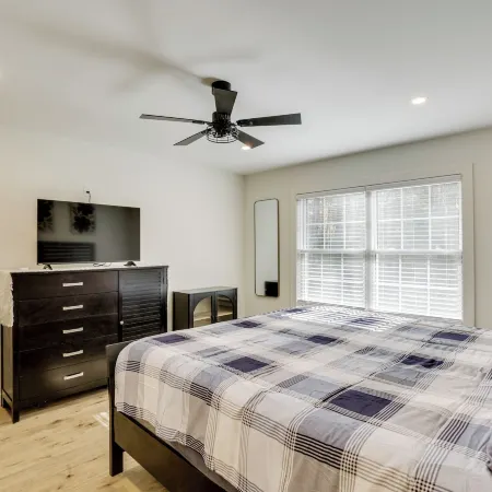 Wooded Retreat w/ Pet-friendly Yard in Standish