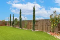 Modern Family Home in Suburbs of Sacramento! - 3-Star