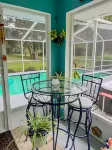 Crystal River Retreat - Salt Water Pool Hotels in Inglis