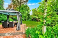 Modern Comfort in the Heart of NYC Hotels in Yonkers