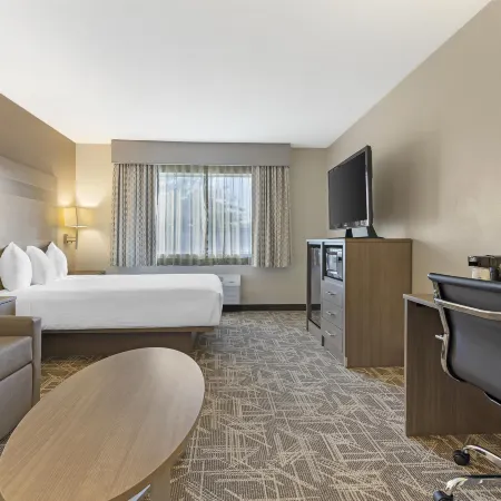 Best Western Kettleman City Inn  Suites