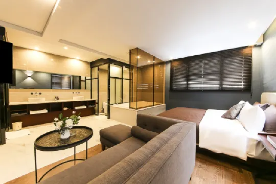 Brown-Dot Hotel Yangjeong