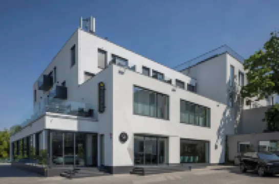 Hotel Golf Prague Hotels in der Nähe von Letohradek Hvezda (Star Villa)