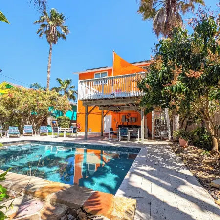 South Padre Home w/ Pool & Hot Tub: Walk to Beach!