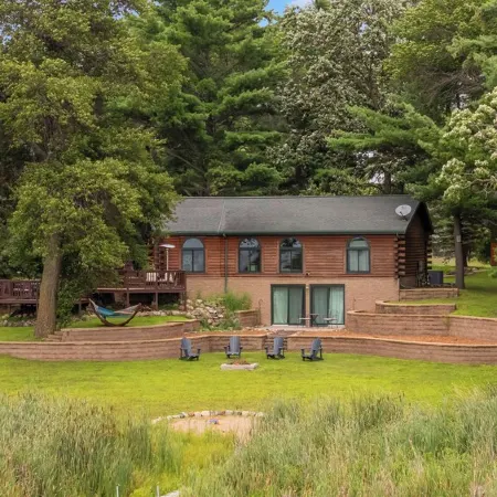 Lakeside Log Cabin w/Firepit, Dock, King Bed, Game Room, Scenic Relaxation