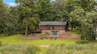 Lakeside Log Cabin w/Firepit, Dock, King Bed, Game Room, Scenic Relaxation