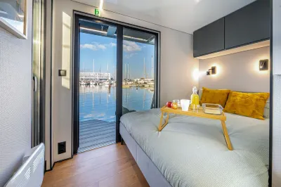 ザ ホームボート カンパニー サンテルモ-カリアリ のホテル