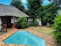 Sagrada Guest House - Pools