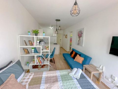 1302 - Exclusive, One Step Away from San Isidro