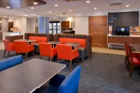 Holiday Inn Express & Suites INDIANAPOLIS DTN-CONV CTR AREA by IHG - Bữa sáng