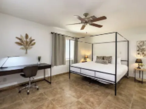 Chandler oasis with pool & hot tub