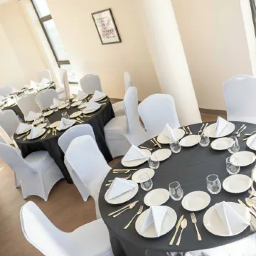 Holiday Inn Express LONG ISLAND CITY E - NEW YORK by IHG Отели рядом с достопримечательностью «Тенемент-музей»