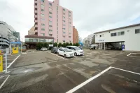 Niigata Grand Hotel - parkir