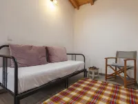 A28 - Castela Street Townhouse in Espiche Hotels in Luz