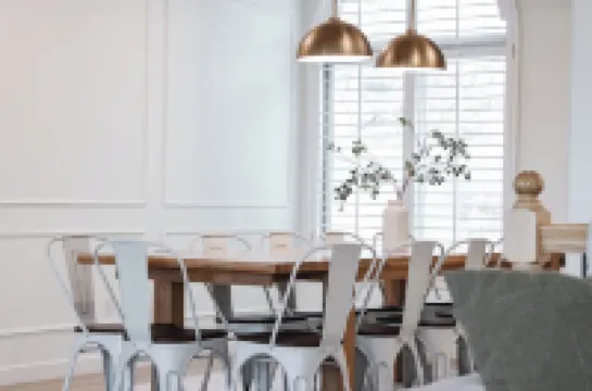 Hot Tub ~ FirePit ~ Scenic Views ~ Skiing ~ Lagoon