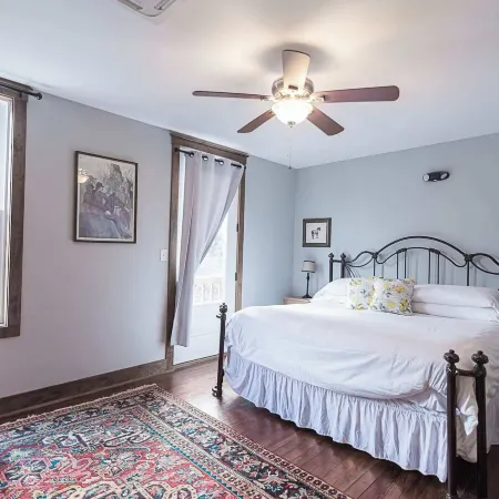 Light Horse Inn