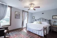Light Horse Inn