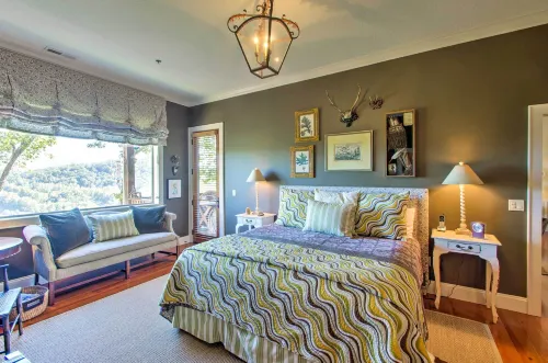 Bryson City Condo w/ Spectacular Views & Amenities - Balcony