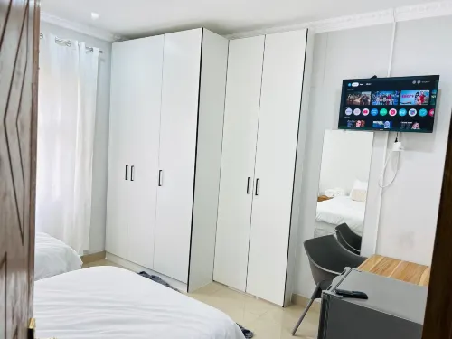 P Wake Luna Guesthouse